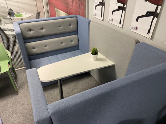 soft and collaborative office seating